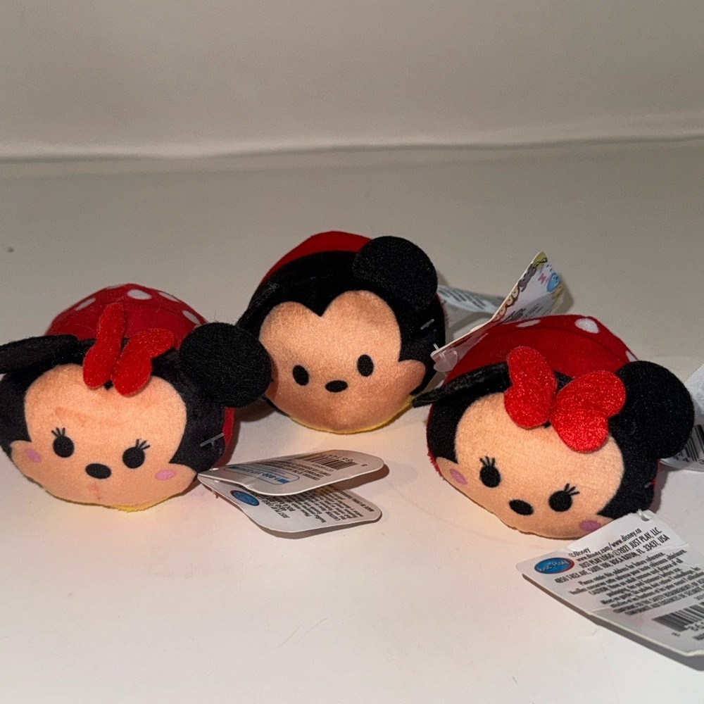 Disney Tsum Tsum Set of 11 NEW Disney Tsum Tsums Mickey Minnie Piglet Dumbo - Picture 5 of 8